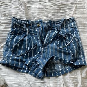 american eagle denim shorts